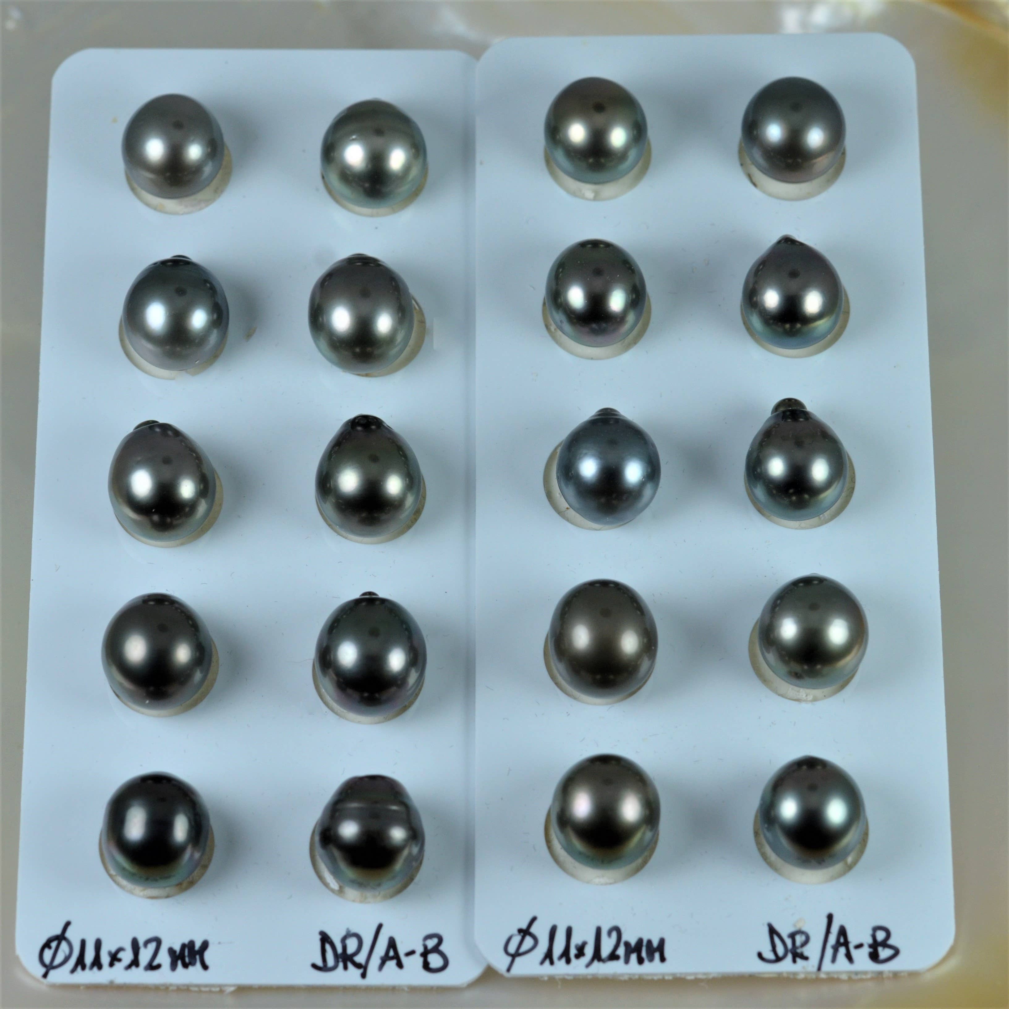 Art Of Pearls – Großhandel Perlen – Tropfenförmige Tahiti-Perlen 11x12 mm1