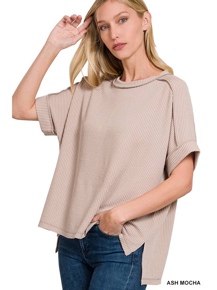 42POPS – wholesale Stickad topp - Dam – .Corded Rib Kortärmad Topp med Rå Kant1