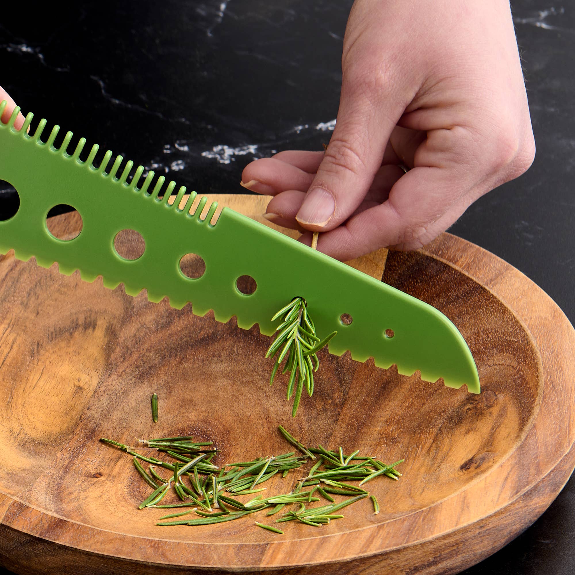 HIC - Harold Import Co. - Wholesale Kitchen Tool/Gadget - CatCora Lettuce Knife With Herb Stripper3