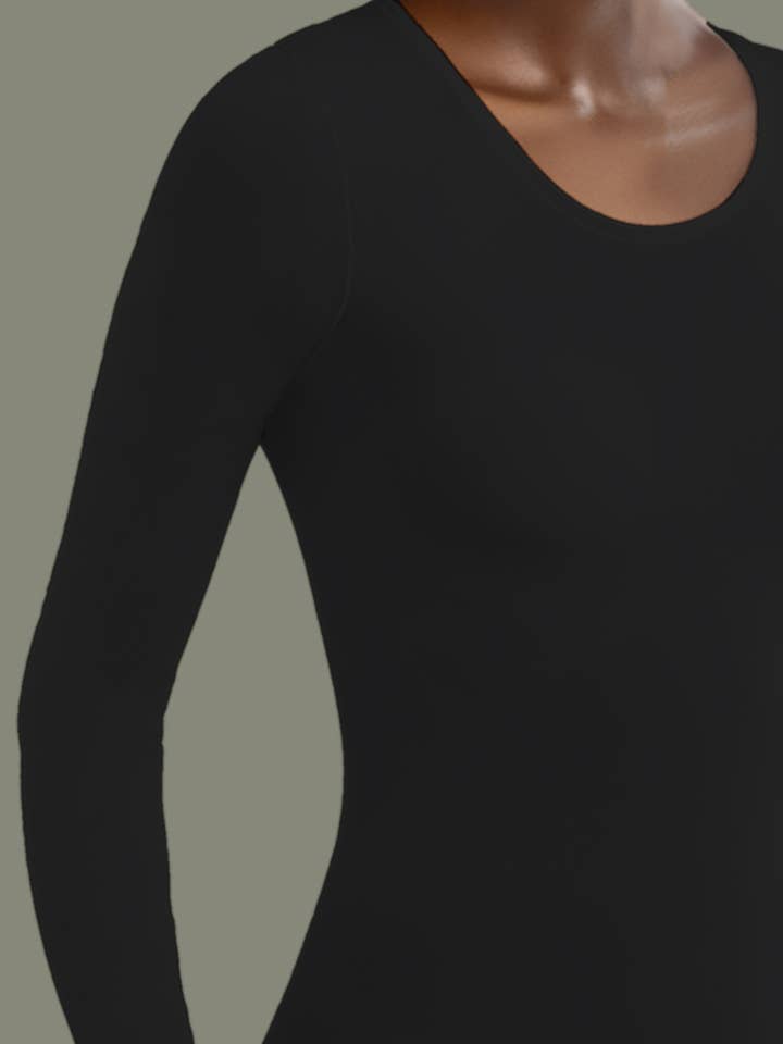 nudebutbetter - Wholesale T-Shirt - Women's - Long sleeve U-neck1