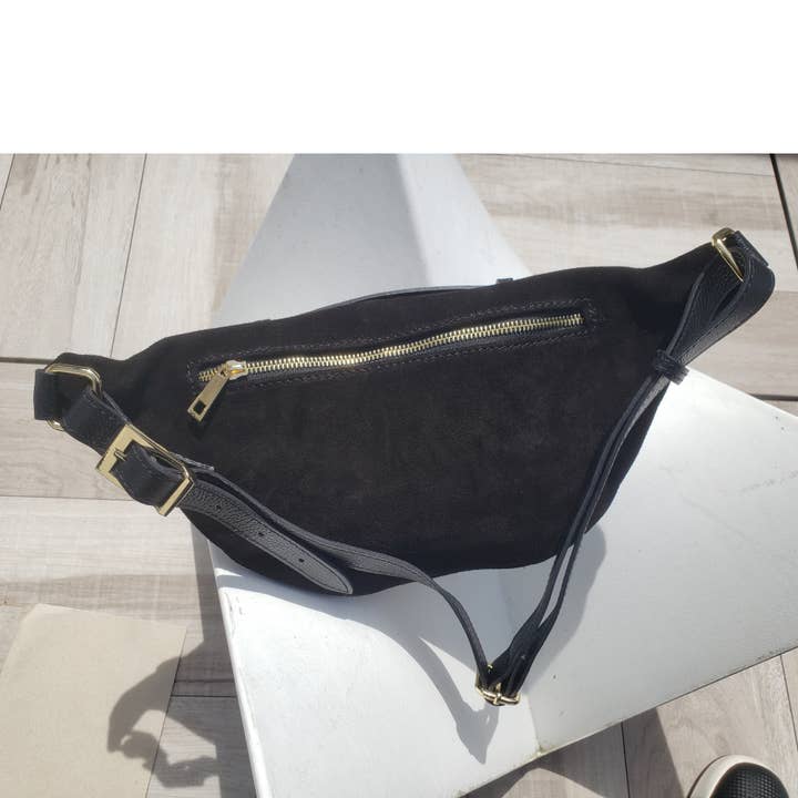 Justin Gregory Inc - Wholesale Crossbody Bag - Women's - Renee Bum Bag2