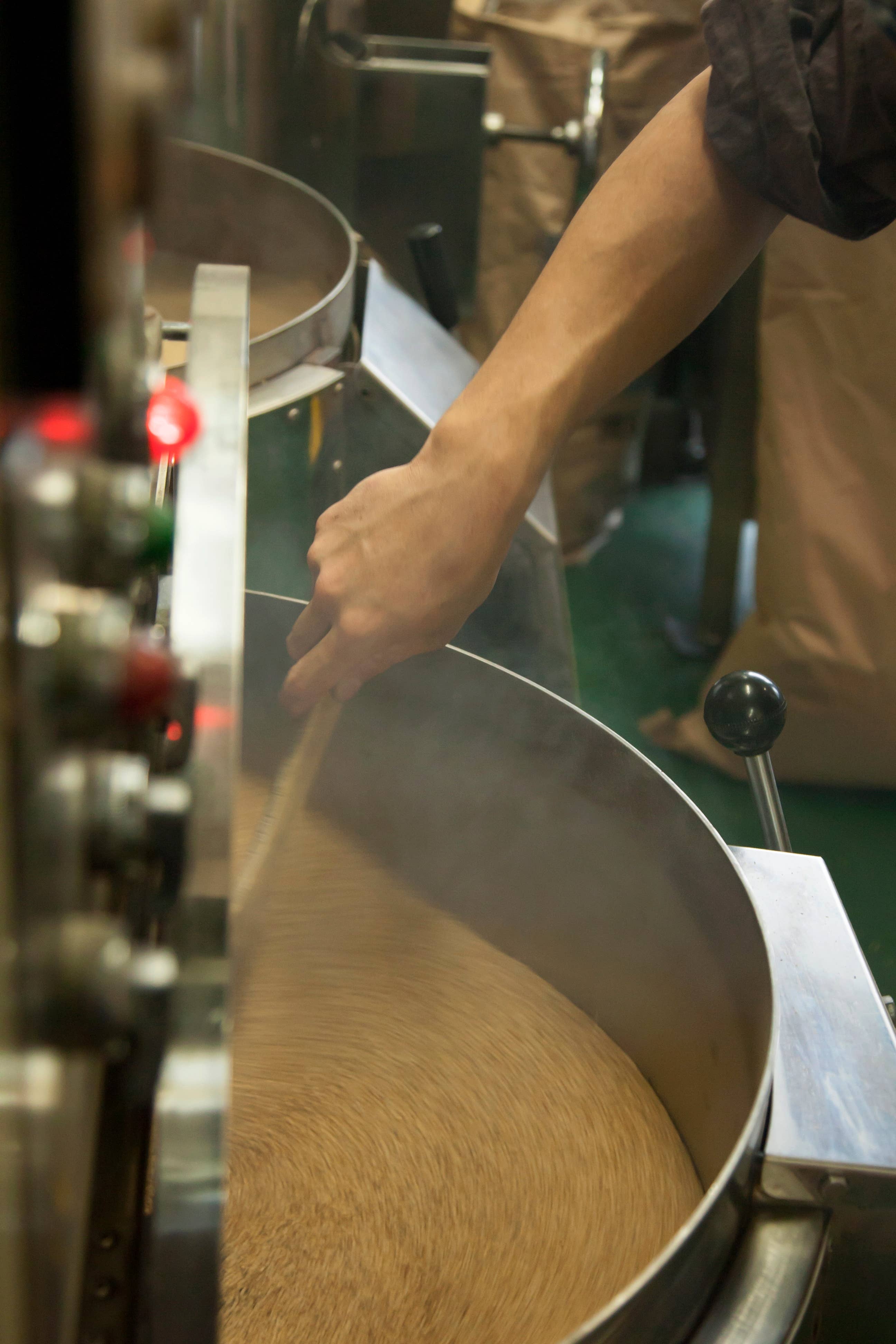 Japan Artisans - Wholesale Sauce - Henko–Roasted White Sesame Paste 225g | Kyoto,Japan2