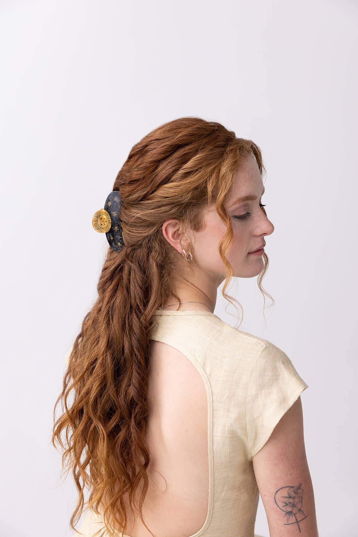 WINONA IRENE - Wholesale Hair Clip - Women's - Sun and Stars Astrology Hair Claw in Gold and Black Acetate2