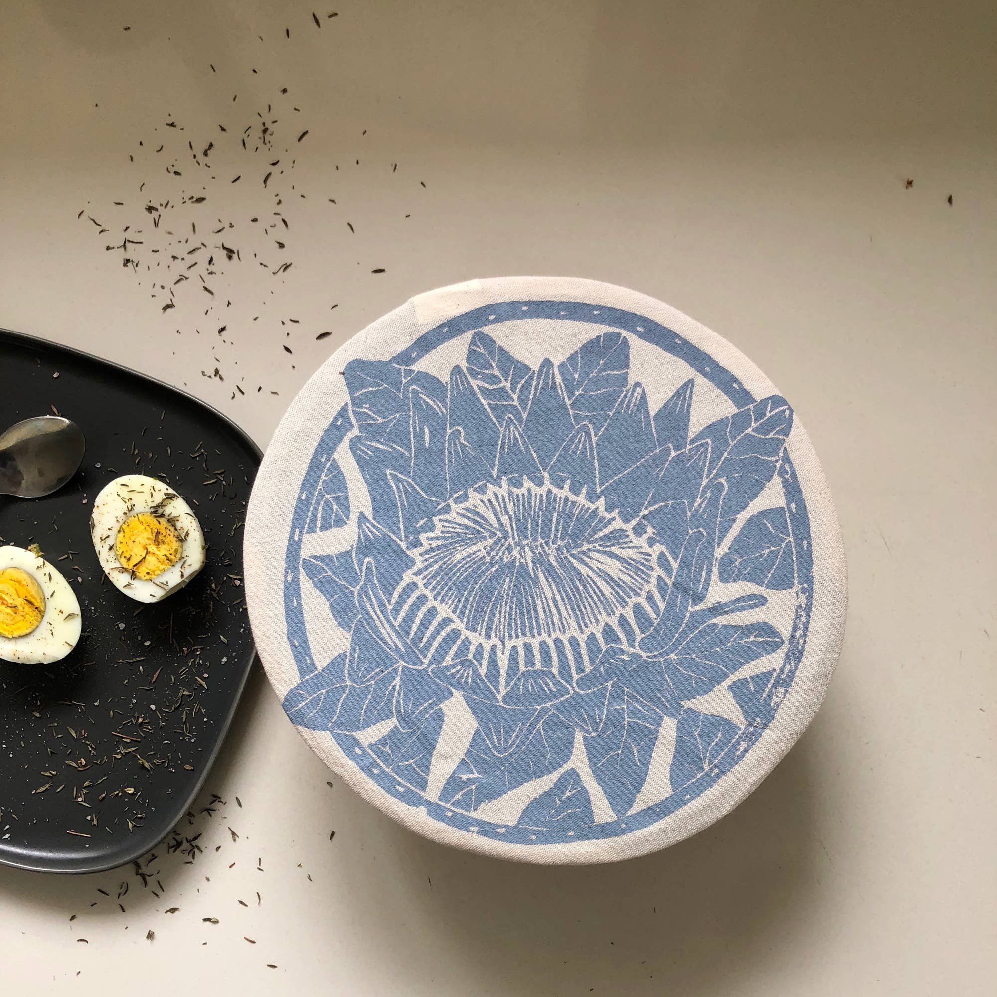 Spaza Store - Wholesale Food storage wrap/bag - Dish Cover Small - Protea Print