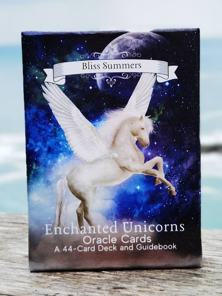 Cartes Oracle avec licorne enchantée pour la vente par Positively Spiritual