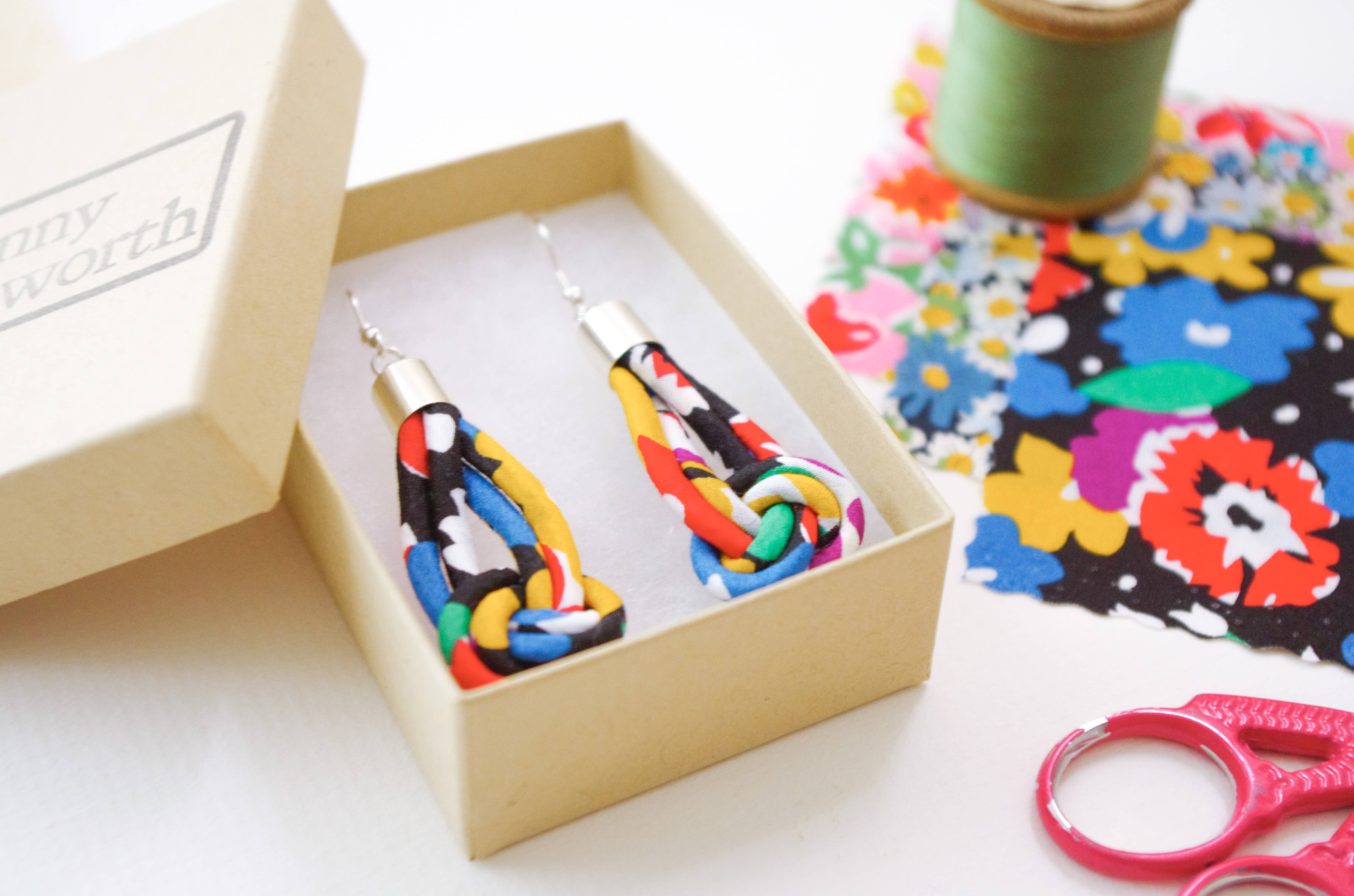 Bunny Bosworth – wholesale Dangle earrings – Liberty Fabric Knot Drop Earrings - Deco Florals0