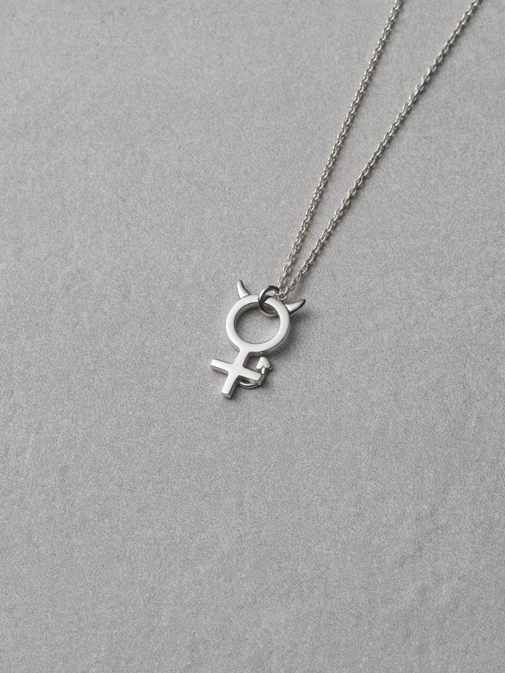 She-Devil-ketting voor wholesale door She Stockholm