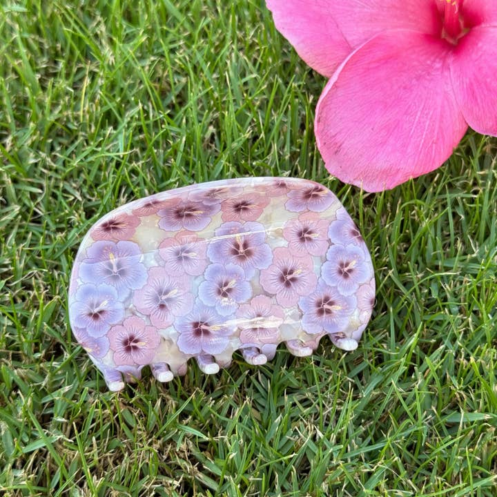 Hibiscus Mahina for wholesale by Phases Hawaii