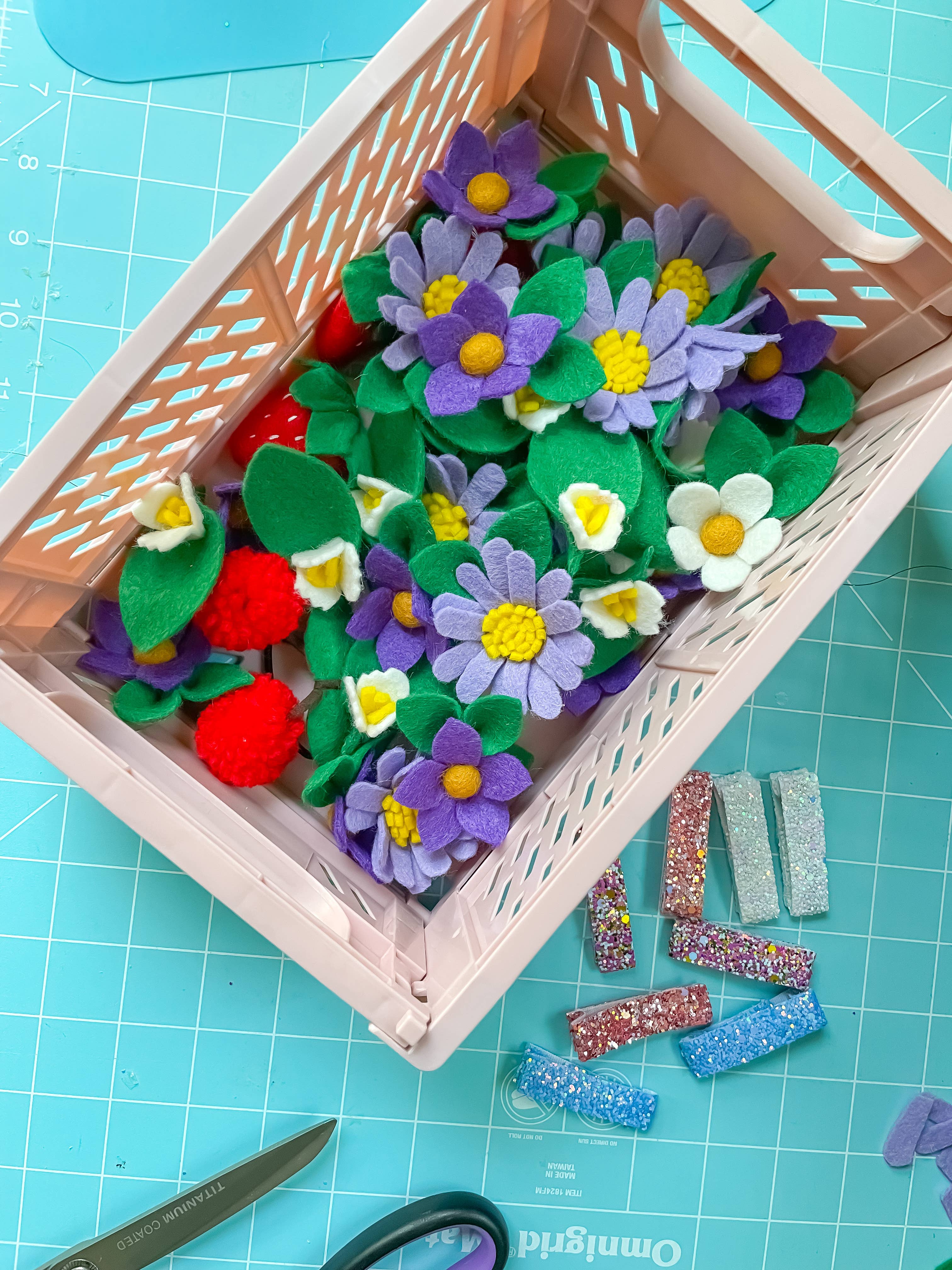 delphinette - Wholesale Hair Clip - Kids - Aster Hair Clip - September Birth Month Flower Gift6