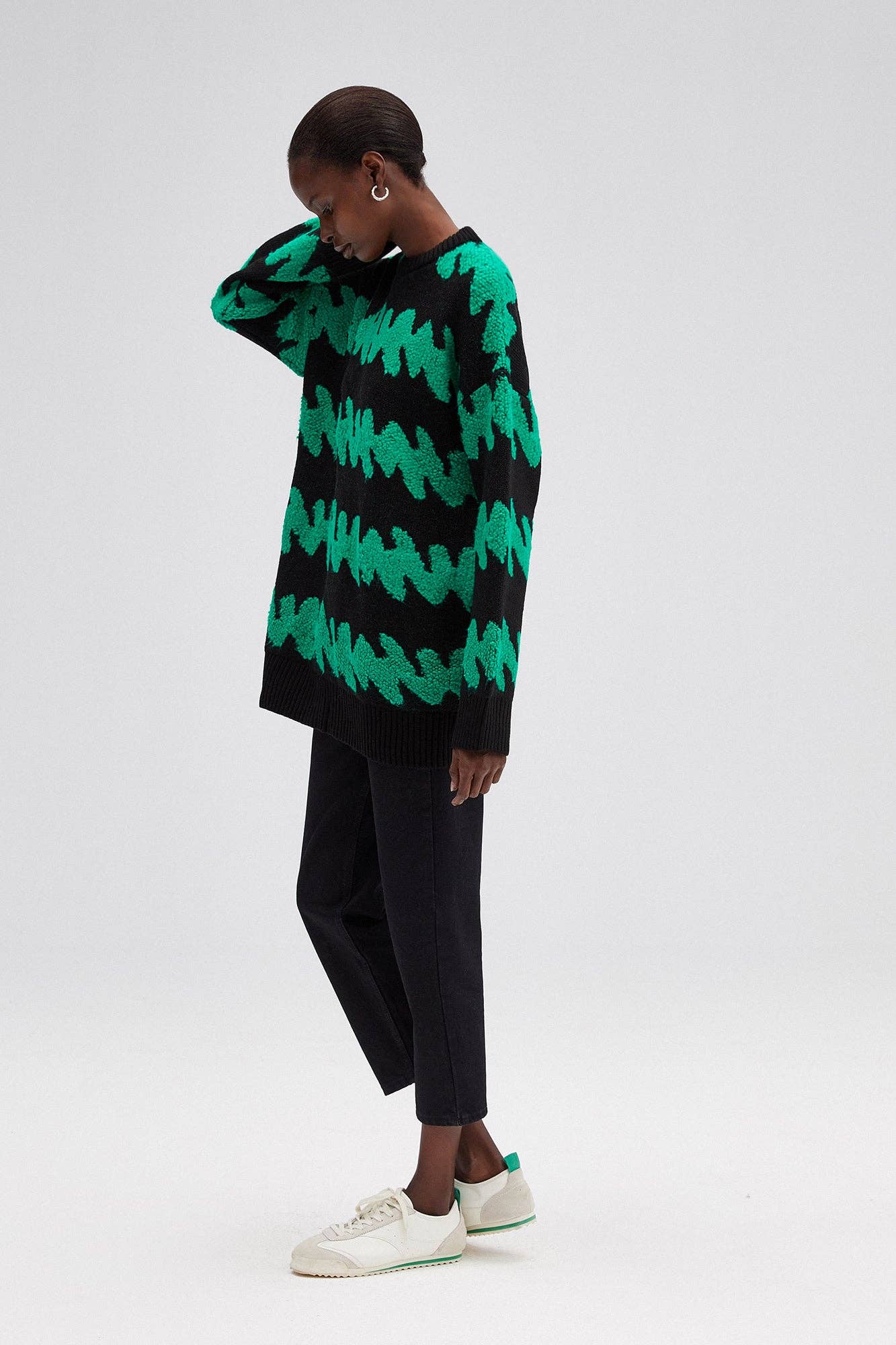 Siyah PULL À COL ROND À MOTIFS OVERSIZE en vente sur Faire5