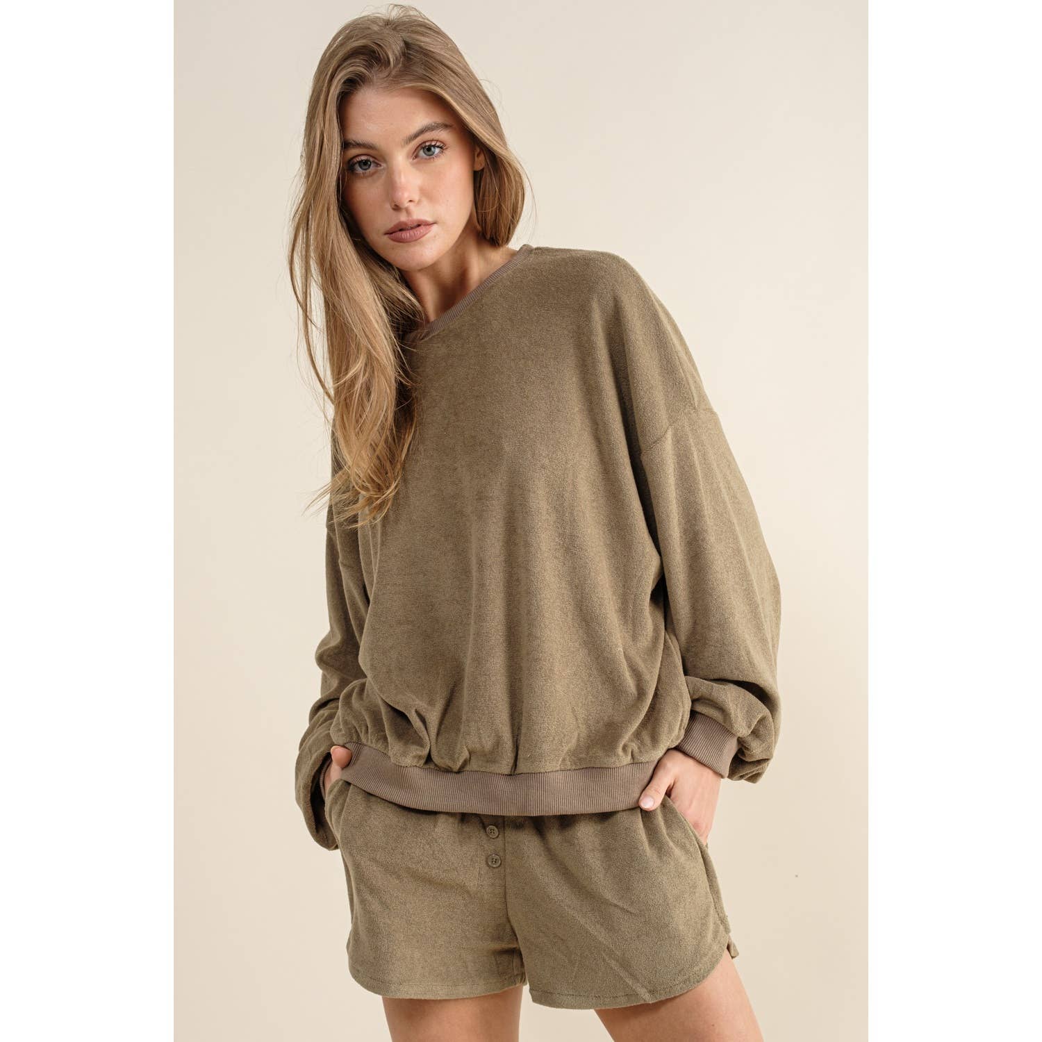 Sweet Generis – wholesale Lounge set – Women's – TOWEL FABRIC SWEATSHIRT AND SHORTS SET13