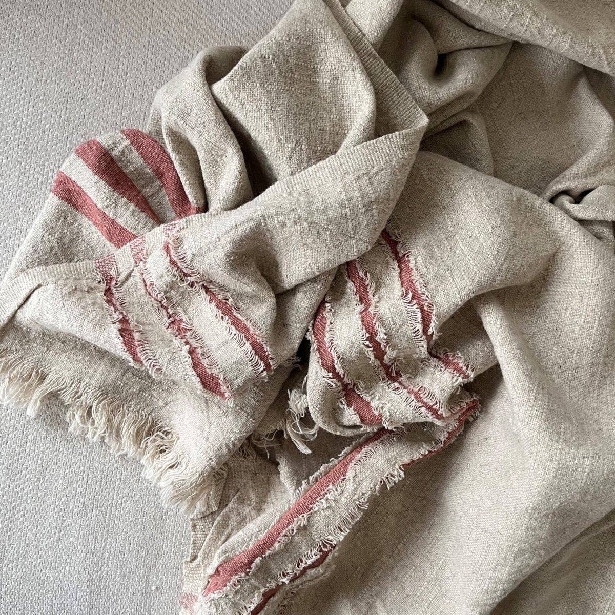 Primitive - Vente Plaids - Plaid à carreaux en lin Thalisse W0111