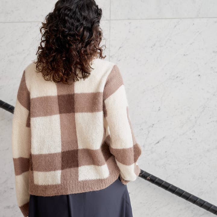 Laine Publishing - Wholesale Magazine - Laine Magazine Issue 276