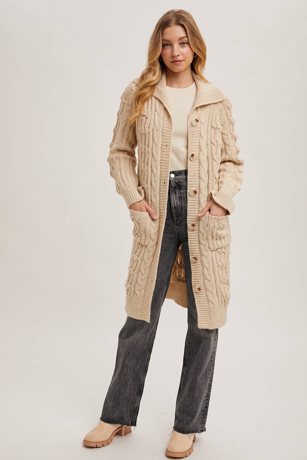 Bluivy - Vente Cardigan – femme - CARDIGAN EN MAILLE TORSADÉE BOUTONNÉE18