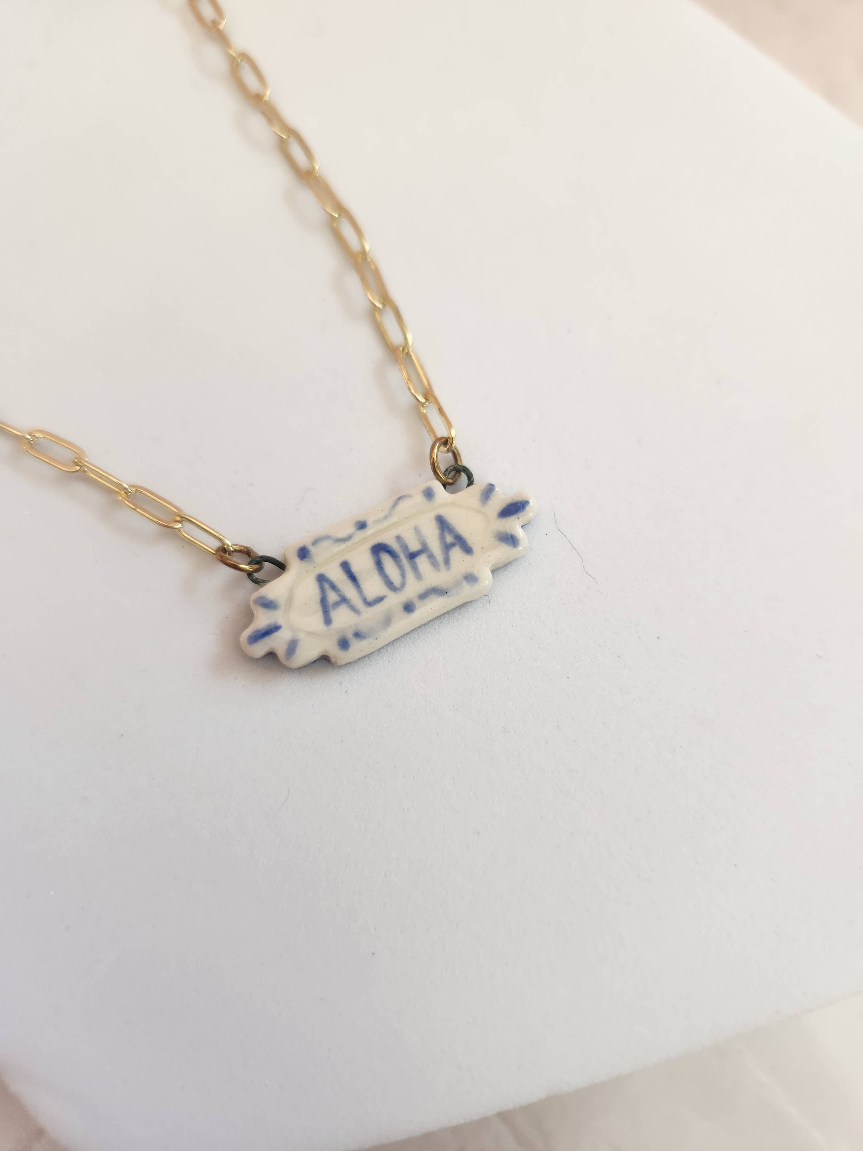 Crown & Heart - Wholesale Pendant/Charm Necklace - Bonjour Pendant Necklace2