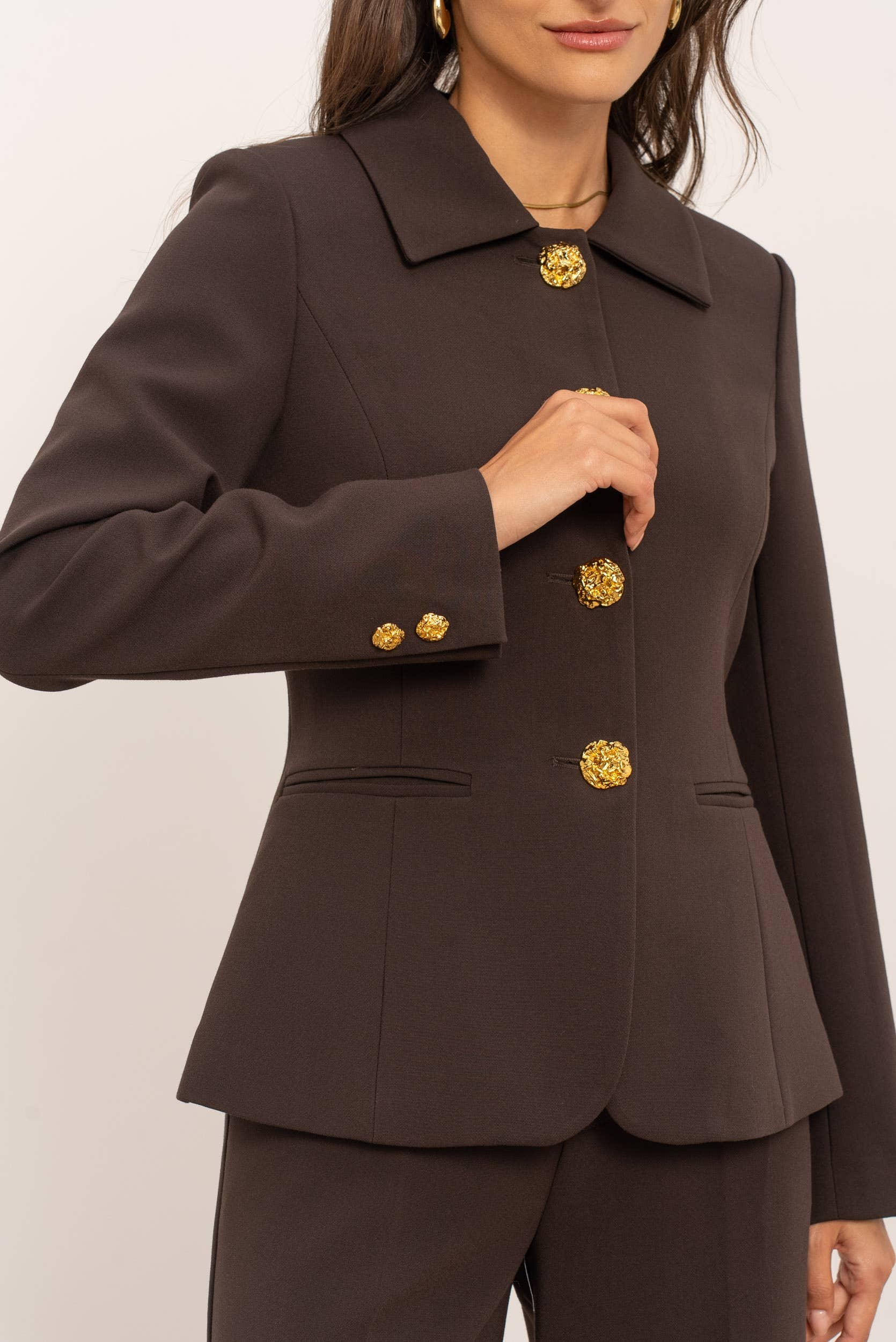 Attentif Paris - Wholesale Jacket - Women's - [Aura] Fitted jacket with shirt collar and gold buttons30