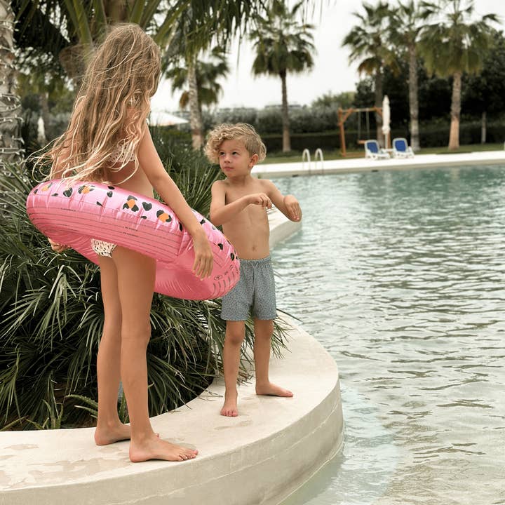 Groen Swim Essentials | Leopard Gröna UV Badbyxor Pojkar för wholesale på Faire