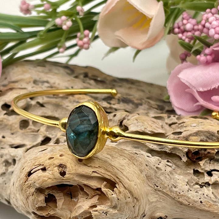 Oval Stone Bracelet for wholesale by Kipepeo