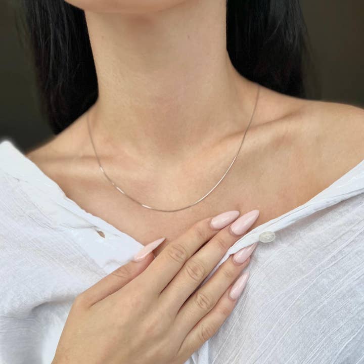 Catene a scatola in argento 925 e vermeil d'oro, collana a serpente delicata per la vendita all'ingrosso da parte di Rossie Jewellery