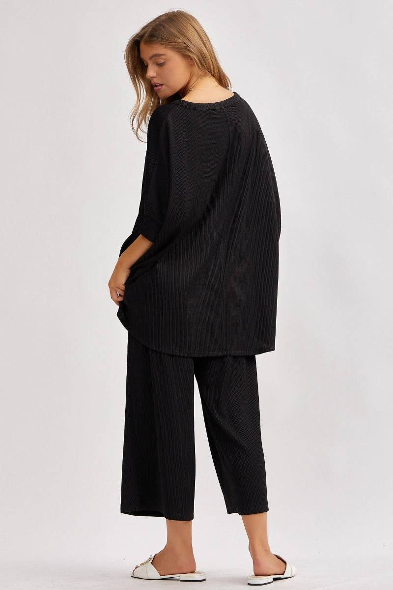 Dear Scarlett – Engroshandel Top- og buksesæt (IKKE Loungewear) - Dame – Solid Bluse + Bred Ben Sæt TRVSET-BALI14