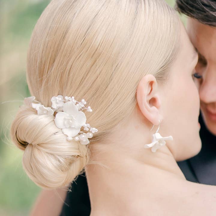 Nicholls Jewellery - Wholesale Hair Pin - Porcelain White Flower, Silver leaf, Pearl Pins x 3