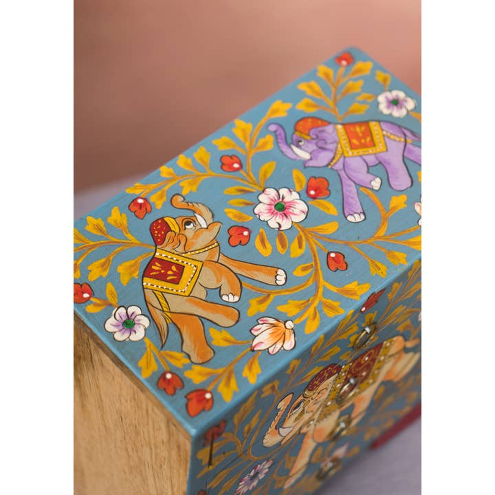Namaste – wholesale Decorative box – Jayan Elephant Hand Painted 4-drawer Chest2