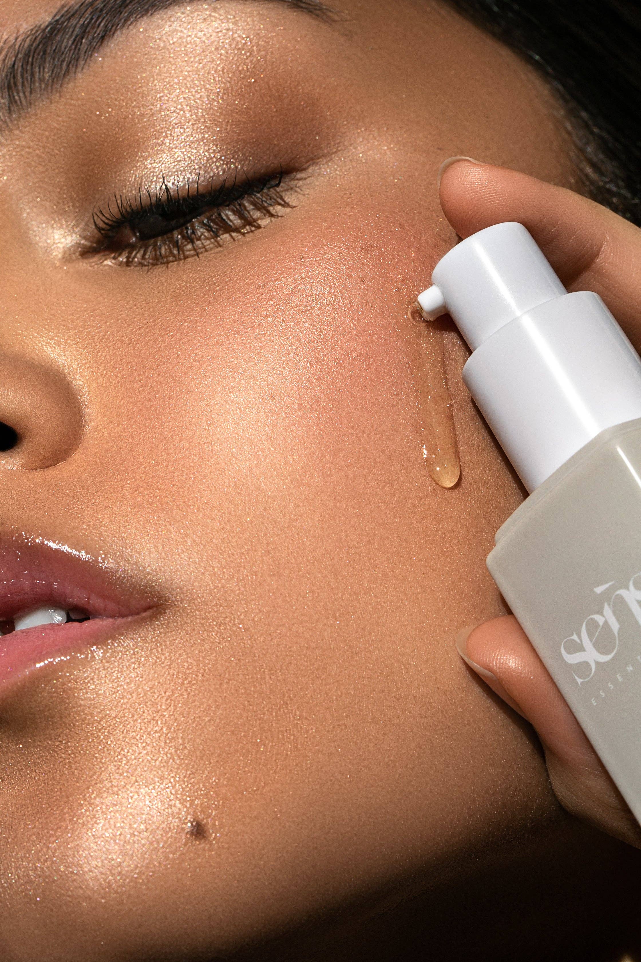 NUTREEOIL – Großhandel Gesichtsöl – CACAY OIL INTENSE by NUTREEOIL - Charity Edition - Mit dem Kauf unterstützt du eine bessere Zukunft - 100% des Gewinns gehen an Kinderhilfsorganisationen2