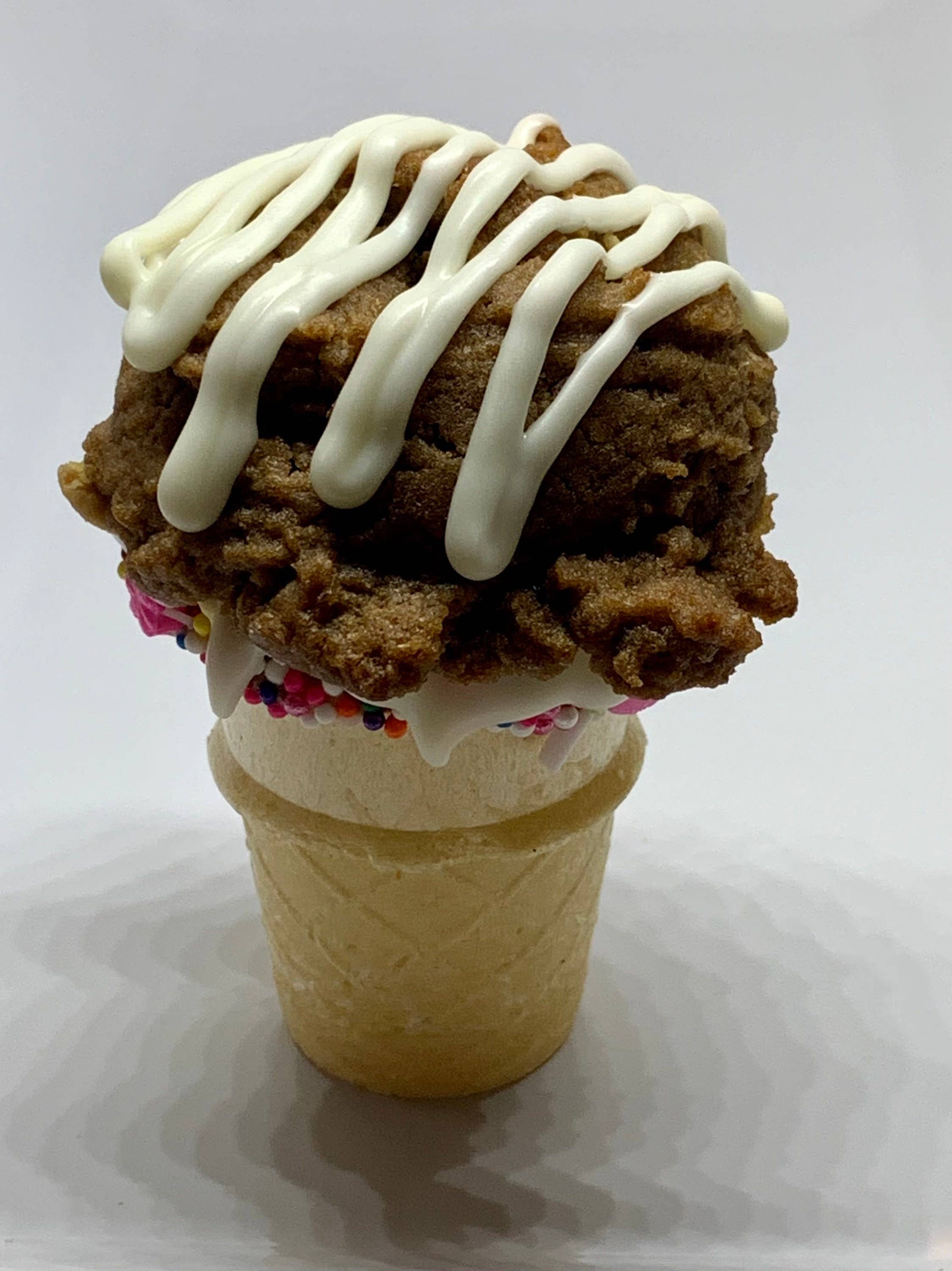 The Blue Cerebus Dog Bakery - Wholesale Pet Treats - Dog - Carob Haagen Dogz1