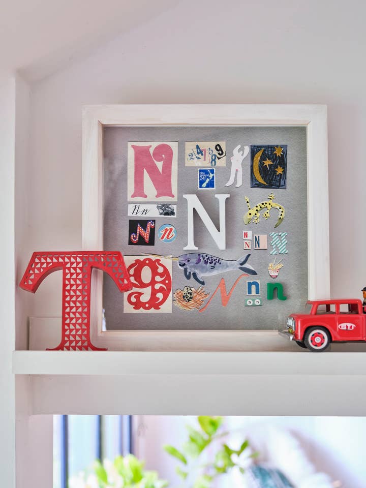 Indledende N billede for engroshandel hos Robin Collingwood Art