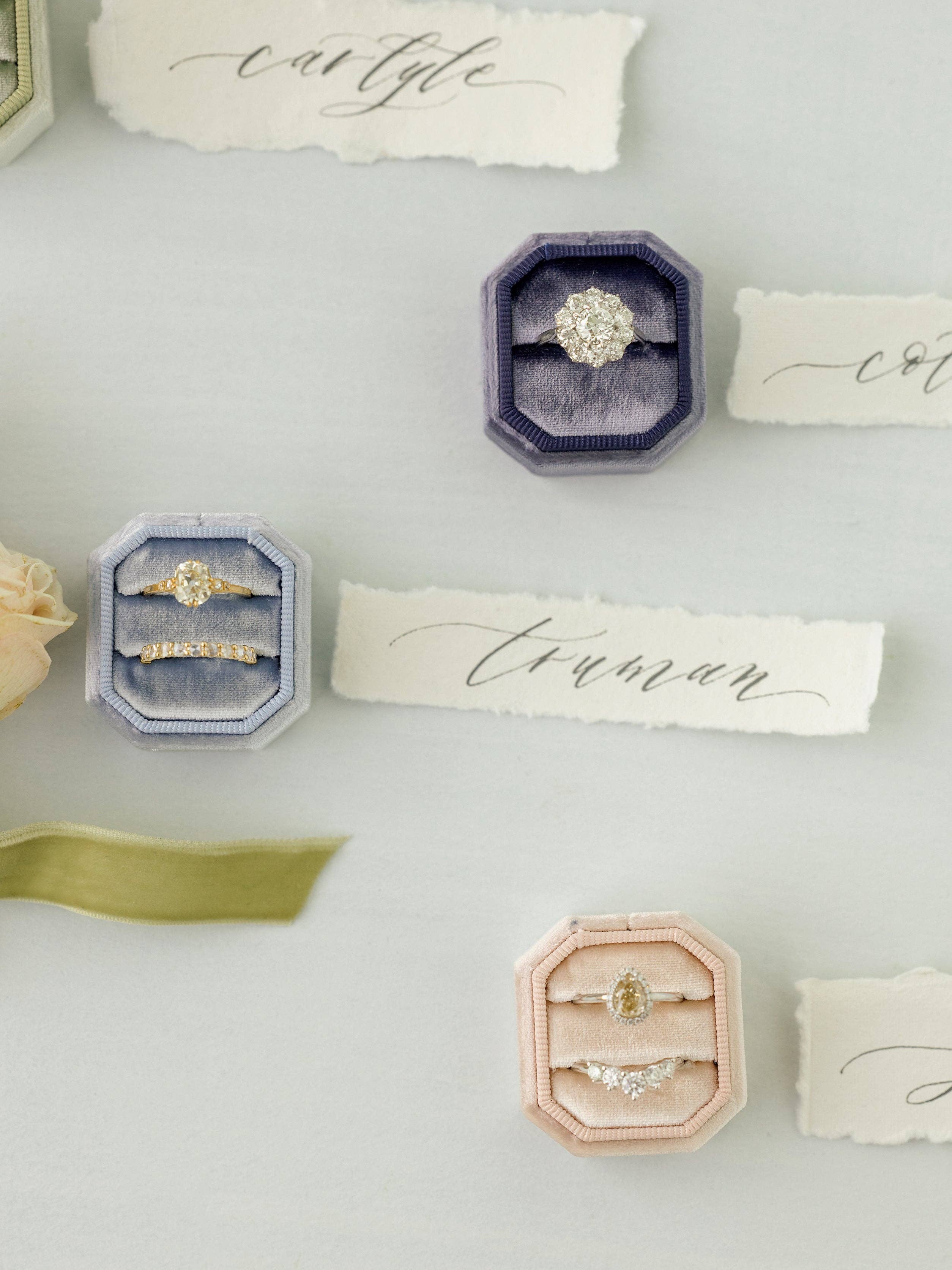 The Mrs. Box - Vente Boîte/rangement à bijoux - Le single de Truman Bevel3