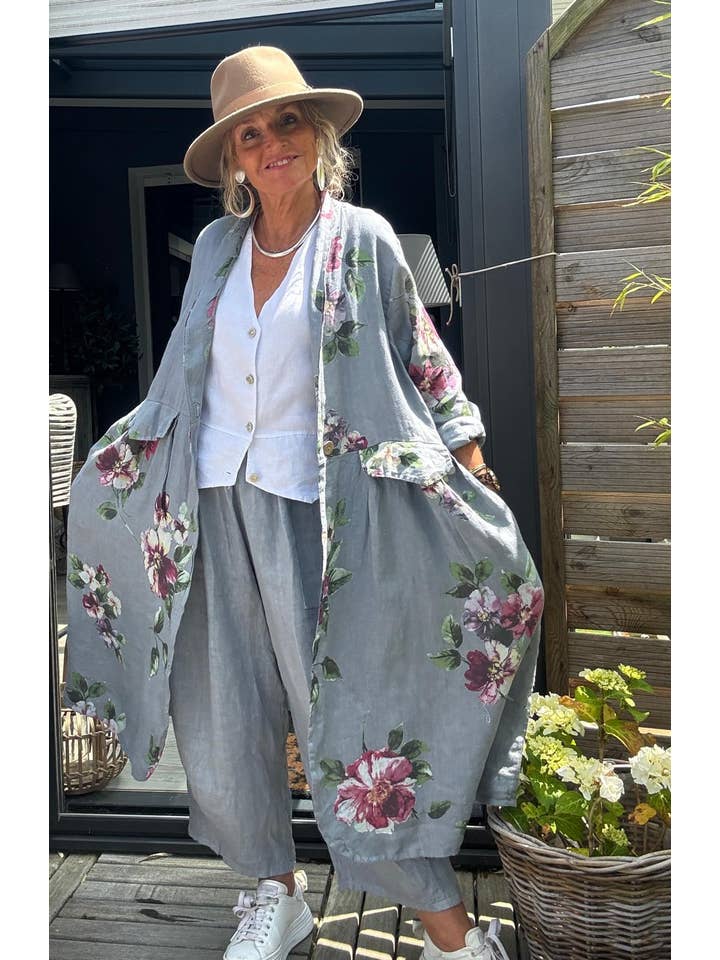 LINEN & COTTON HOUSE – Großhandel Jacke – Damen – Jacke 1142 aus Leinen mit Blumenmuster und Taschen23