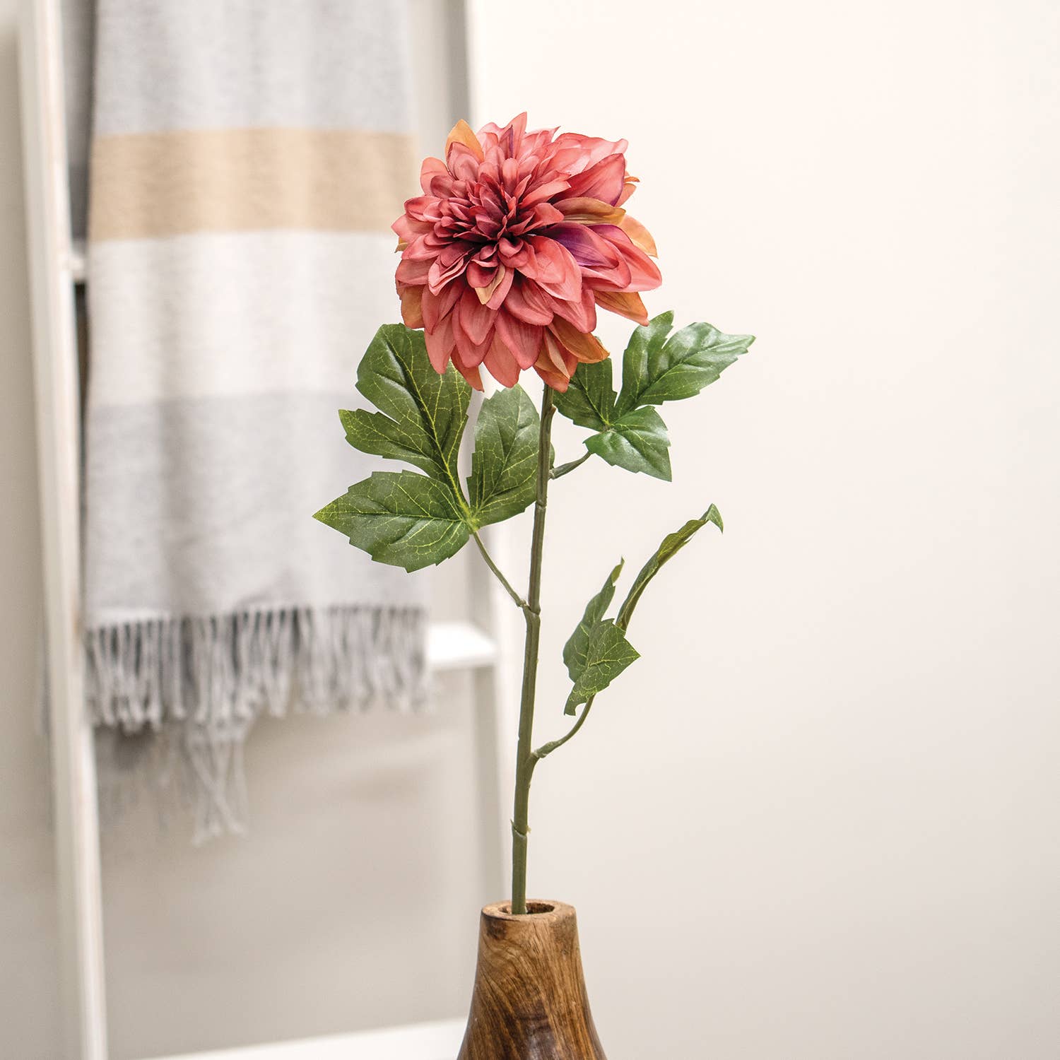 Col House Designs – Großhandel Künstliche Blumen – Mauvenfarbener Dahlienstiel - 24"1