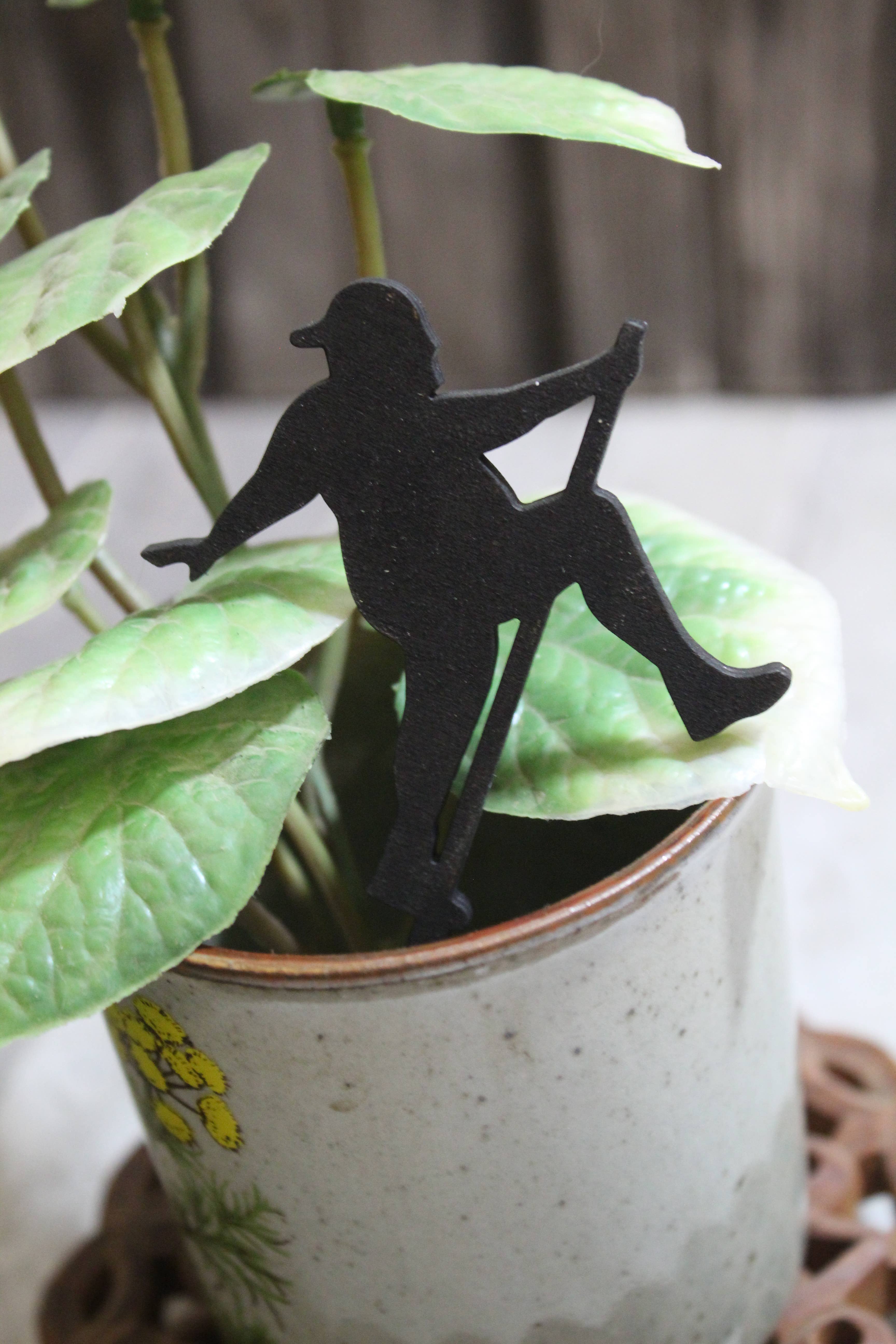 Raven Design - Vente Piquets de jardin/pelouse - Dad Body Stripper Pole//Piquet pour plantes en bois