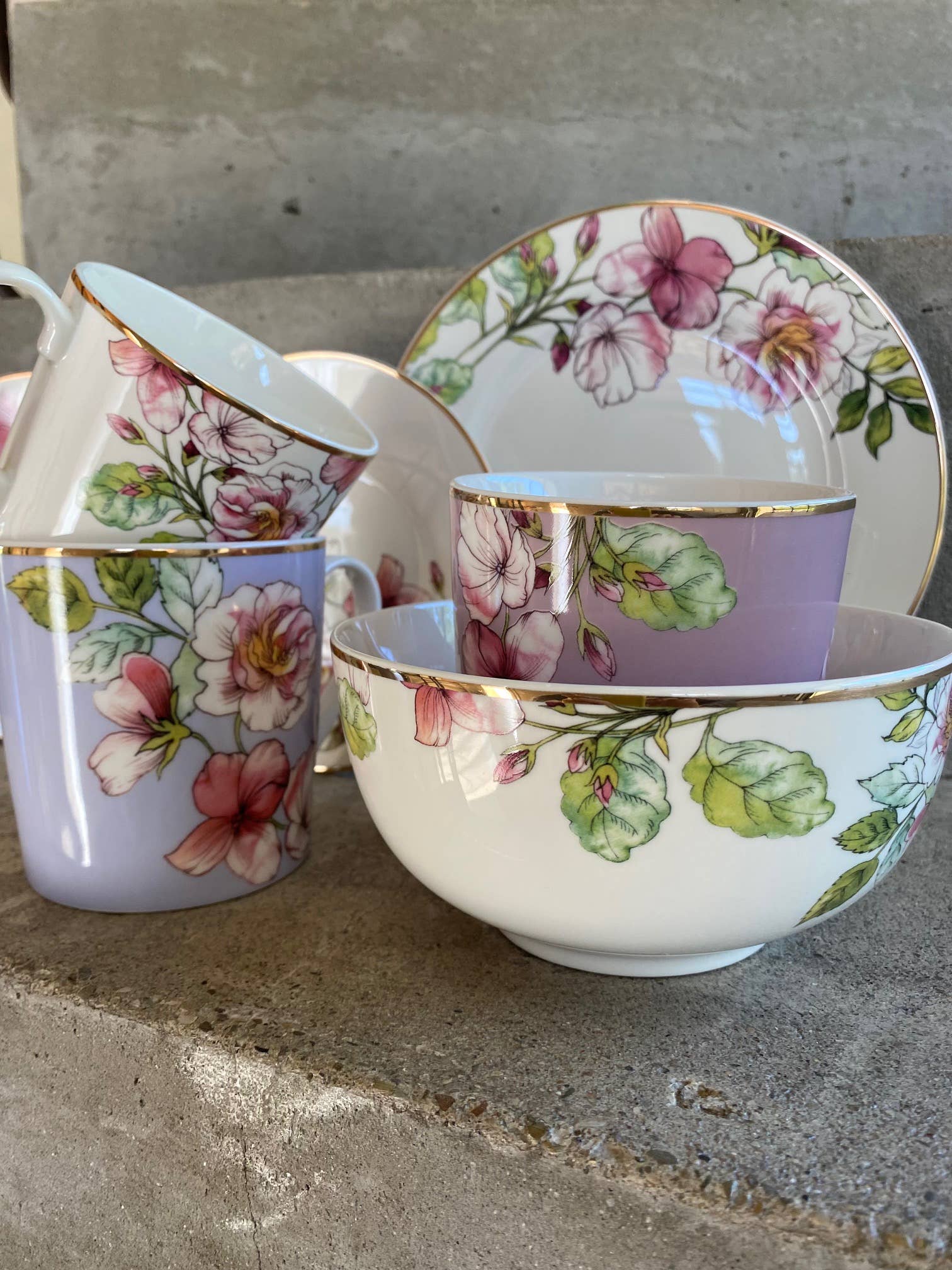 Luxe Lodge - Wholesale Decorative Plate/Dish/Bowl - Gold border bowl