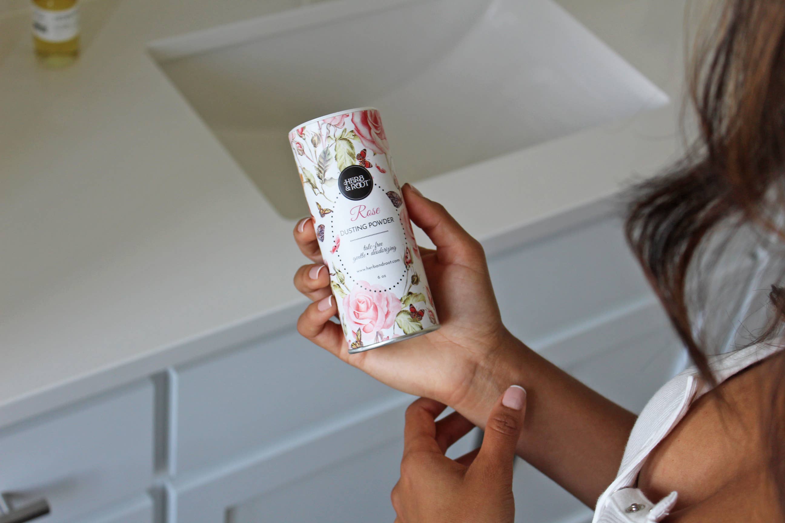 Herb & Root - Wholesale Retailer Display - Beauty & Wellness - Dusting Powder Display + 3 Cases of Dusting Powders3