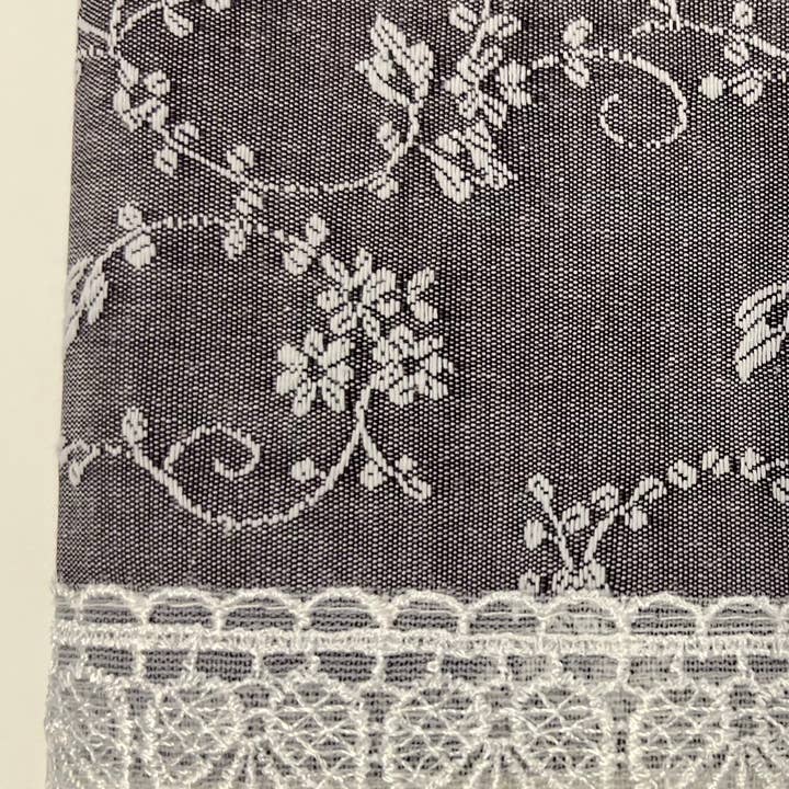 Kensington Barry - Wholesale Tablecloth - Augusta Lace Tablecloth - Manor2