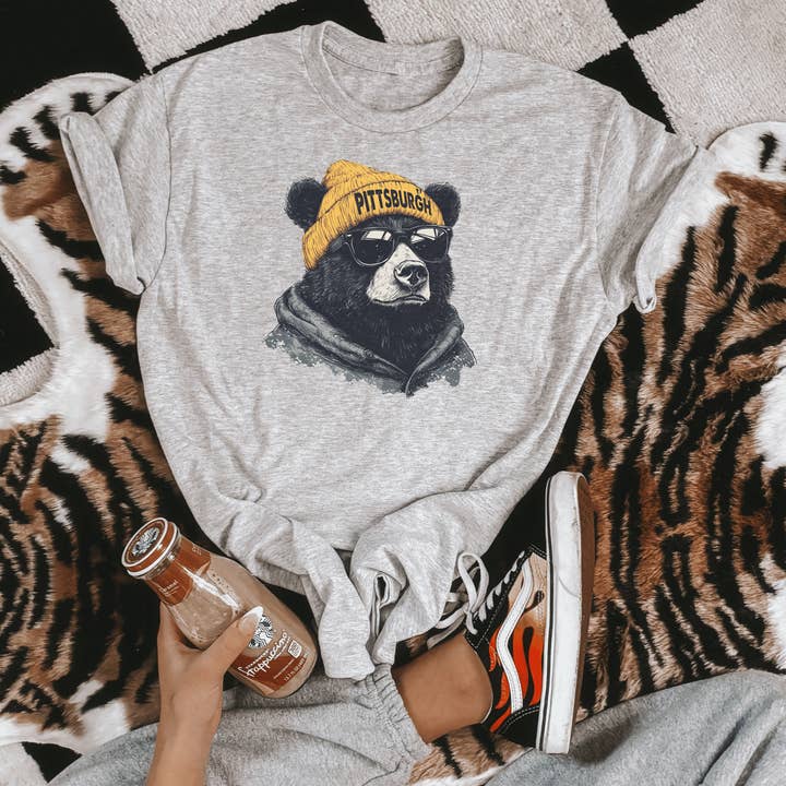 Vintage Pittsburgh Football Graphic Tee for wholesale by H+P Wholesale