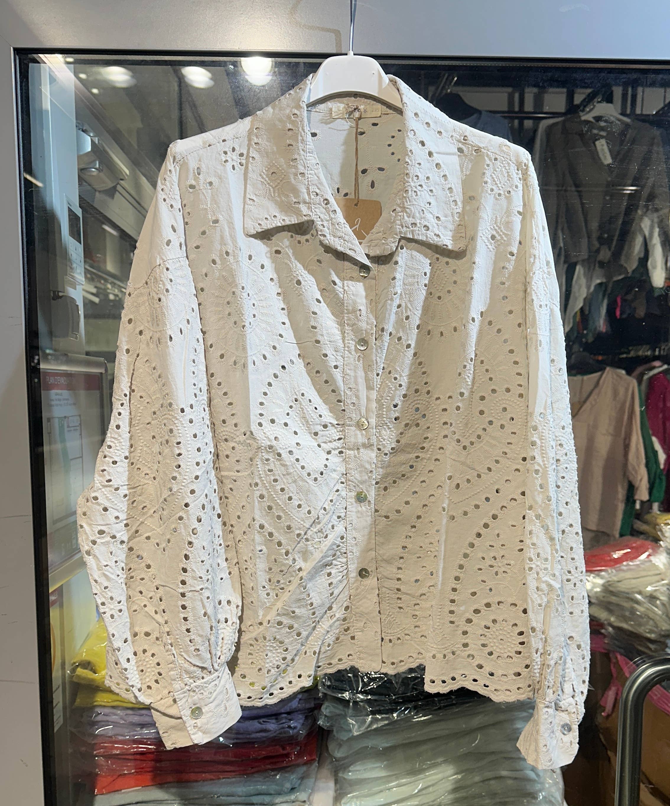 LÉA & LUC – wholesale Buttoned-down shirt – Women's – 100% Cotton Shirt REF. 2028831