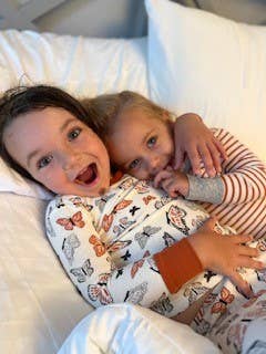 NUEVO Pijama F22 2PC en conjunto Tejido sostenible estampado Monarch para venta al por mayor de Me O My Earth