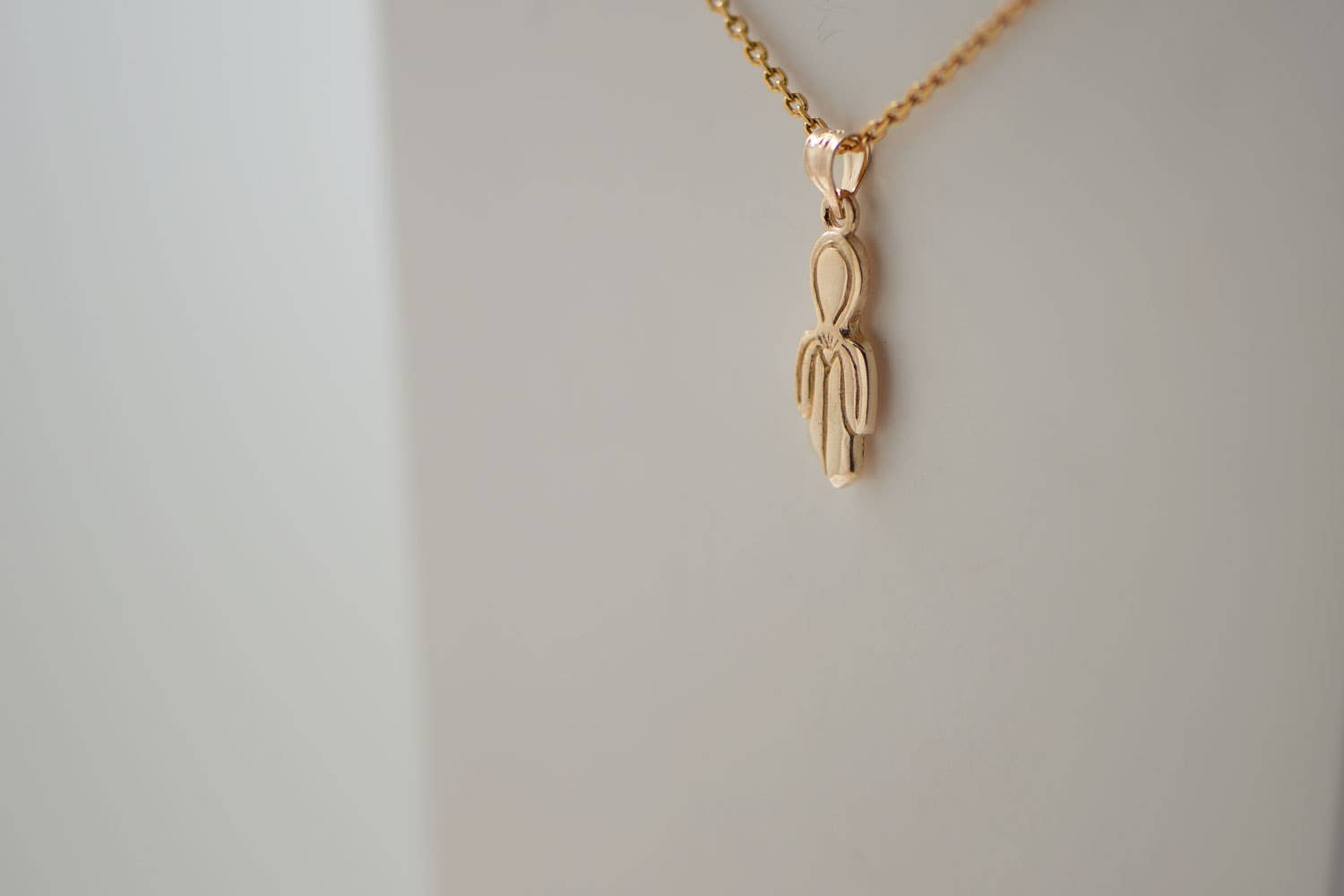 TALISMAN JEWELLERY (D&Fidanverdi, S.L.) – Engroshandel Halskæde med vedhæng – Tyet-symbol vedhæng i 18 karat forgyldt guld1