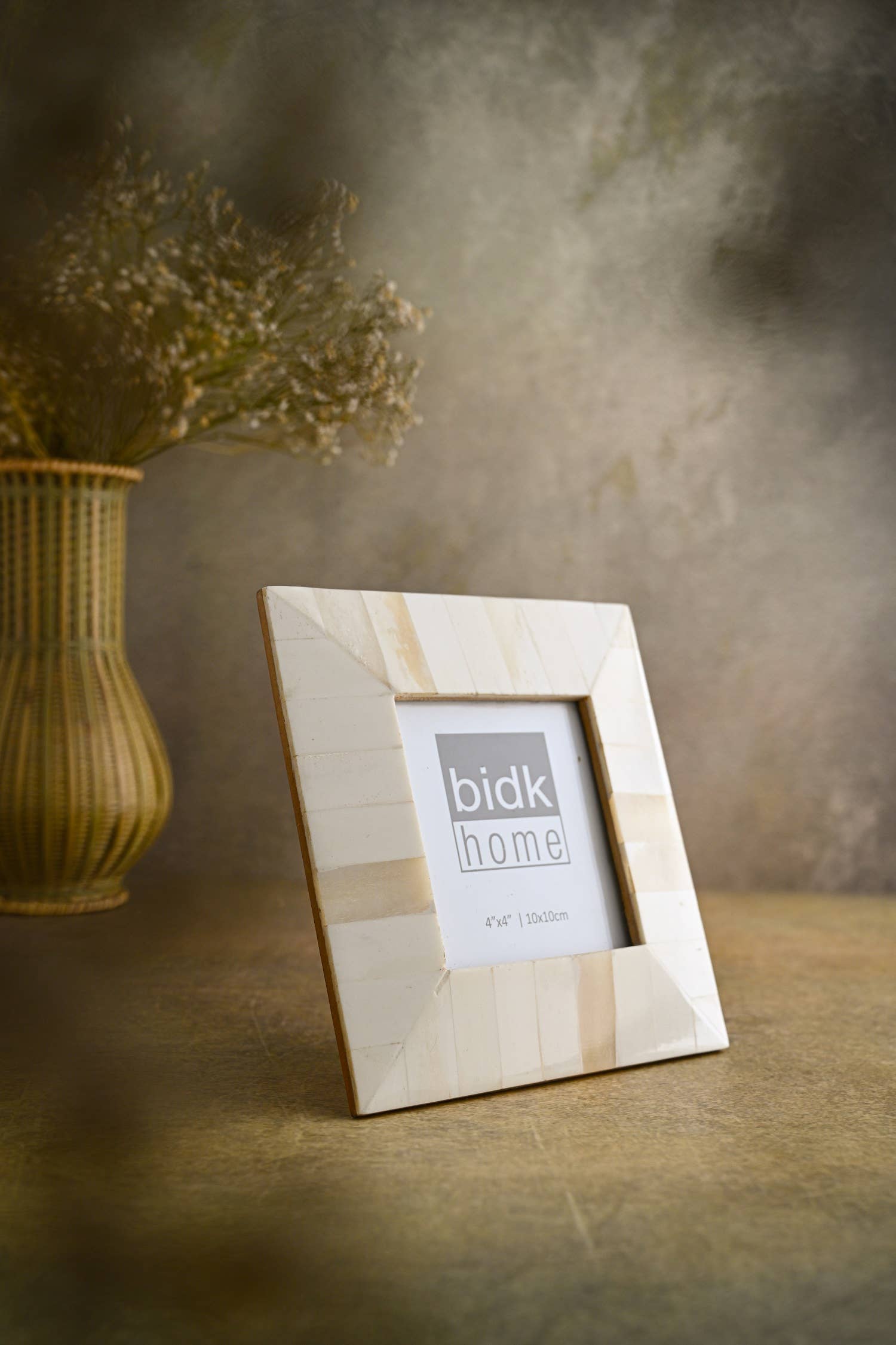 BIDKhome - Wholesale Picture Frame - 4x4” White Bone Picture Frame3