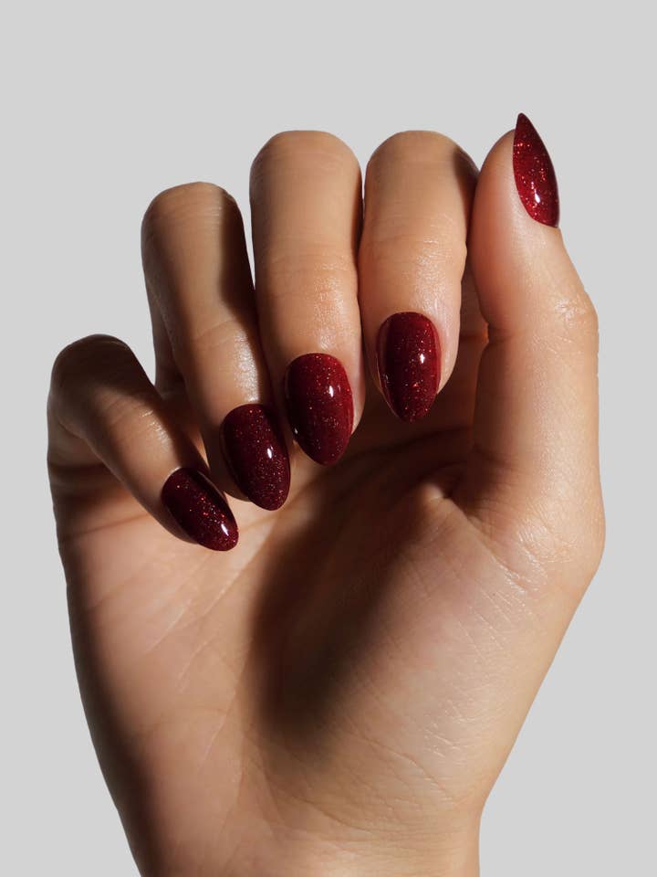 Scarlett (Extra Short Almond) for wholesale by Celebritips