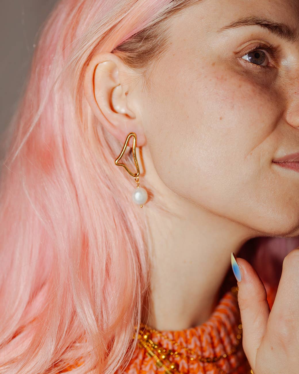 Paulina Otero – Brincos de argola por atacado – Brincos de ondas abstratas3