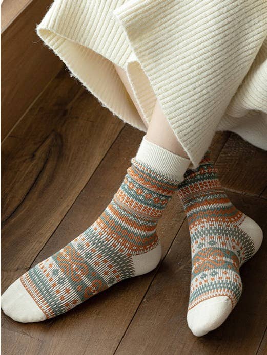 Sweetkama - Wholesale Socks – Women's - Ladies Vintage Bohemia Totem Knit Socks SKASC41777