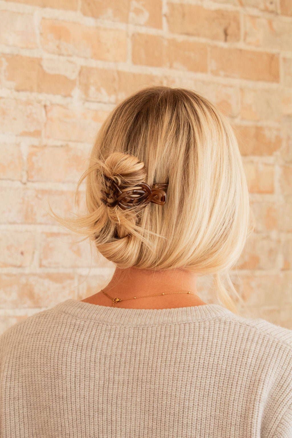 Shop Andi - Wholesale Hair Clip - Women's - Overlapping Flat Claw Clip5