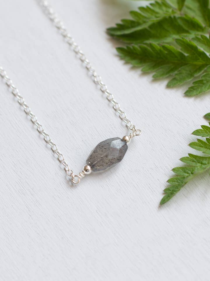 Sterling Silver Labradorite Gemstone Necklace for wholesale by Honeydew Club