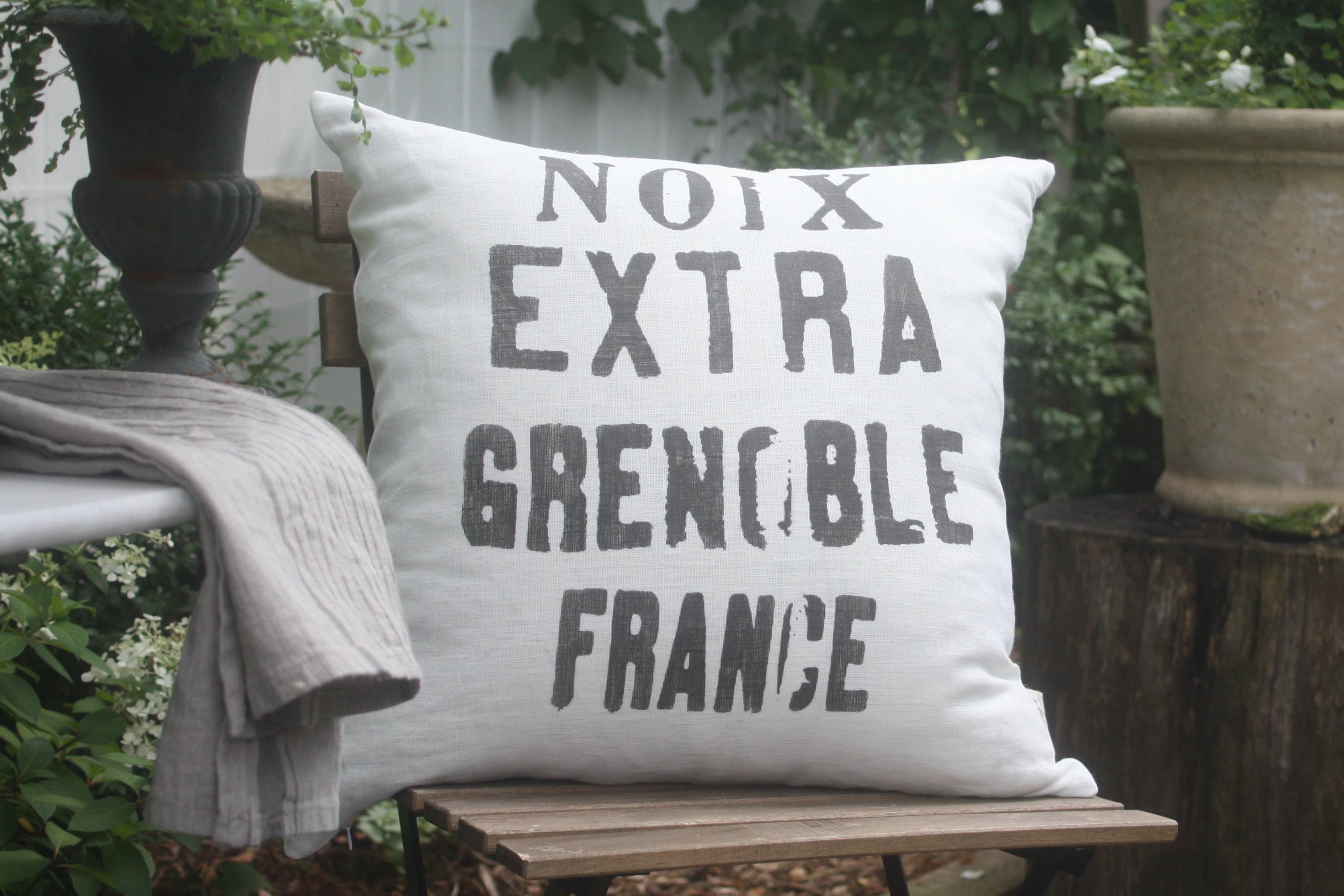 de Beauchêne & Co - Wholesale Throw Pillow Cover - Noix de Grenoble Pillow Cover2
