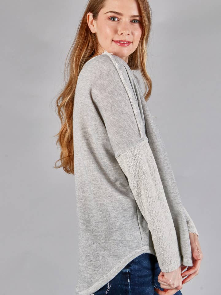 Top de manga larga con cuello en V de rizo sólido 13061 para venta al por mayor de P.S Kate