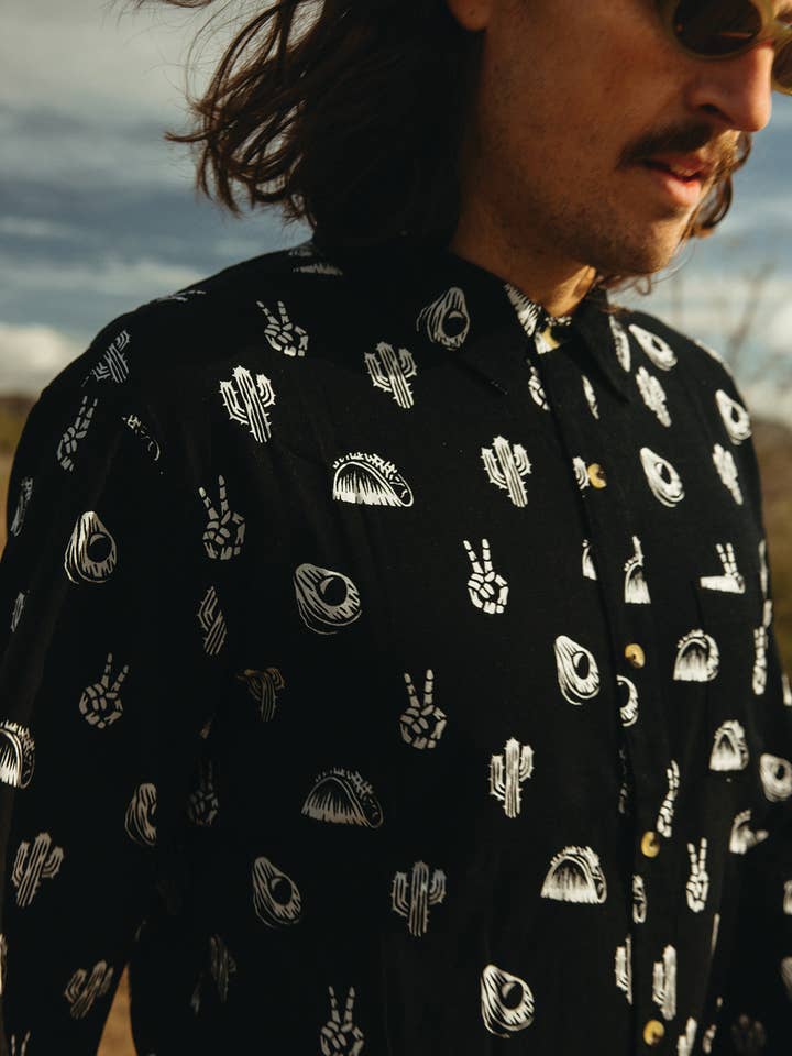 Pyknic – Großhandel Hemd mit Button-down-Kragen – Damen – No Problemo Langärmliges Taco-Kaktus-Avocadohemd mit Knöpfen13