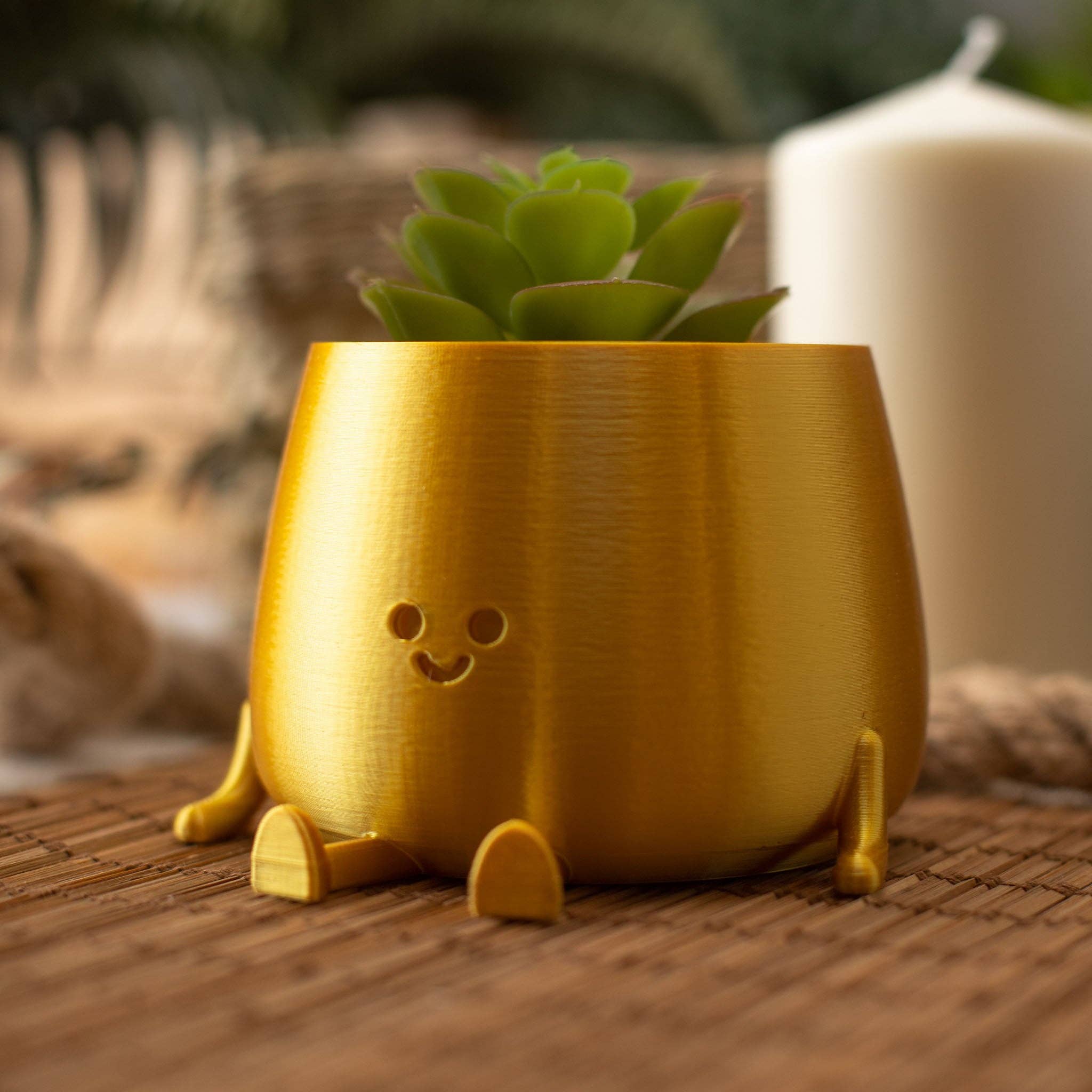 Ingadi - Wholesale Plant Pot - Happy Pot Planter - Gold2